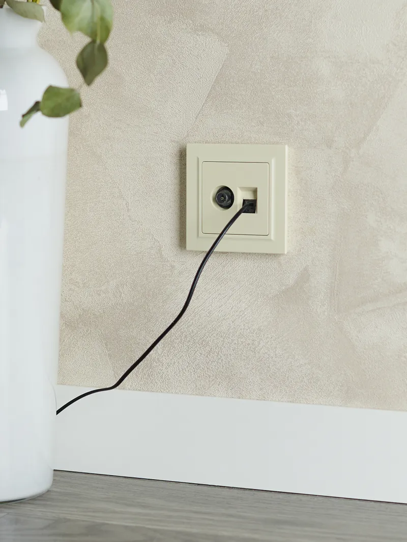 Розетки комбинированные TV + RJ45